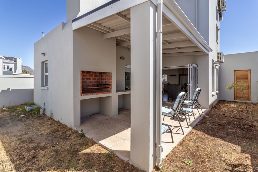 3 Bedroom Property for Sale in Paarl East Western Cape